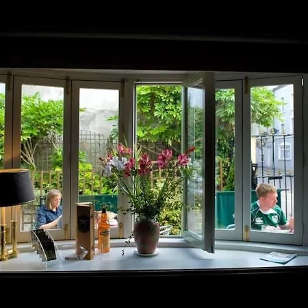 Aherne's Townhouse And Seafood Restaurant Hotel 4*