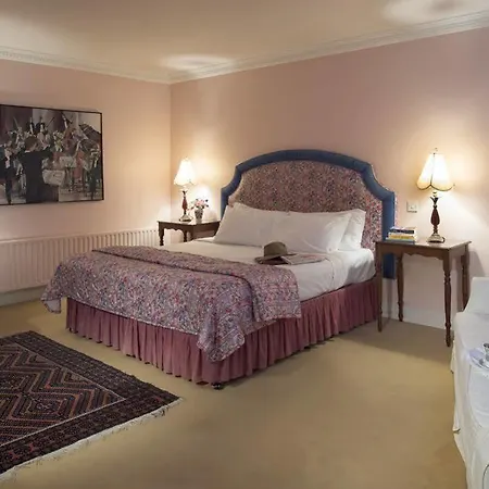 Отель Aherne's Townhouse And Seafood Restaurant 4*