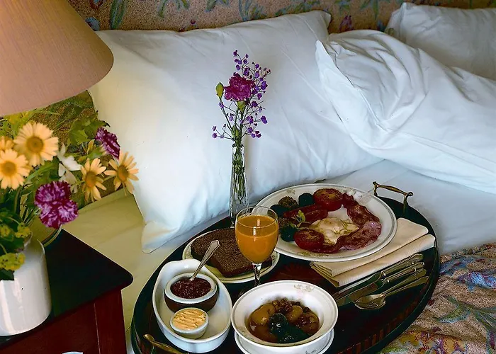 מלון Aherne's Townhouse And Seafood Restaurant