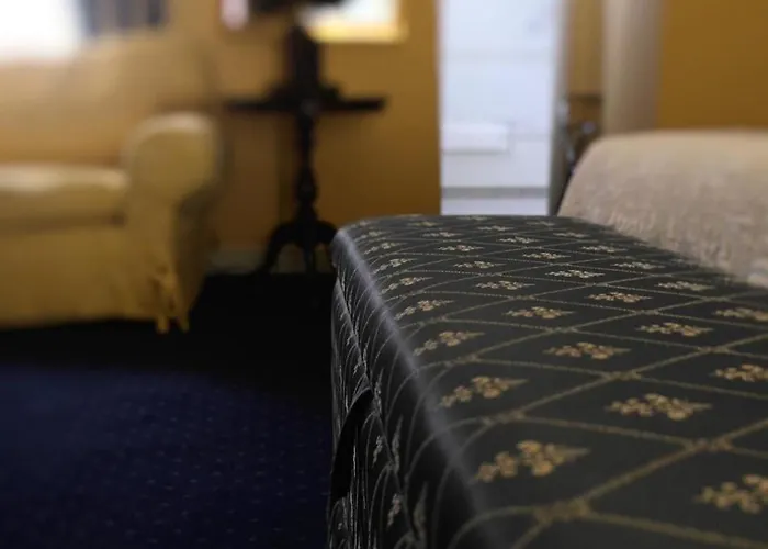 Aherne's Townhouse And Seafood Restaurant יוגאל